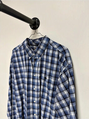 Men’s Cinch Button down